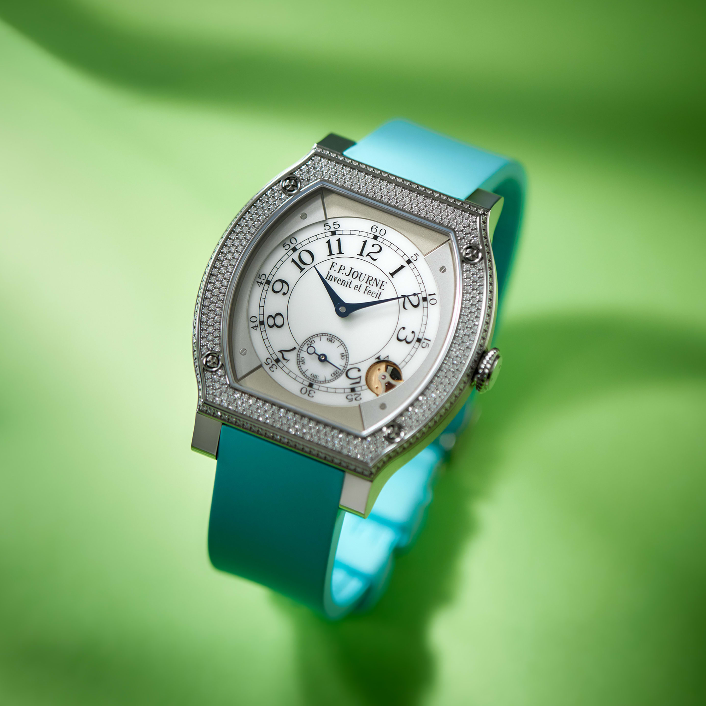 Élégante Titanium Diamond White Dial 48mm Product Image