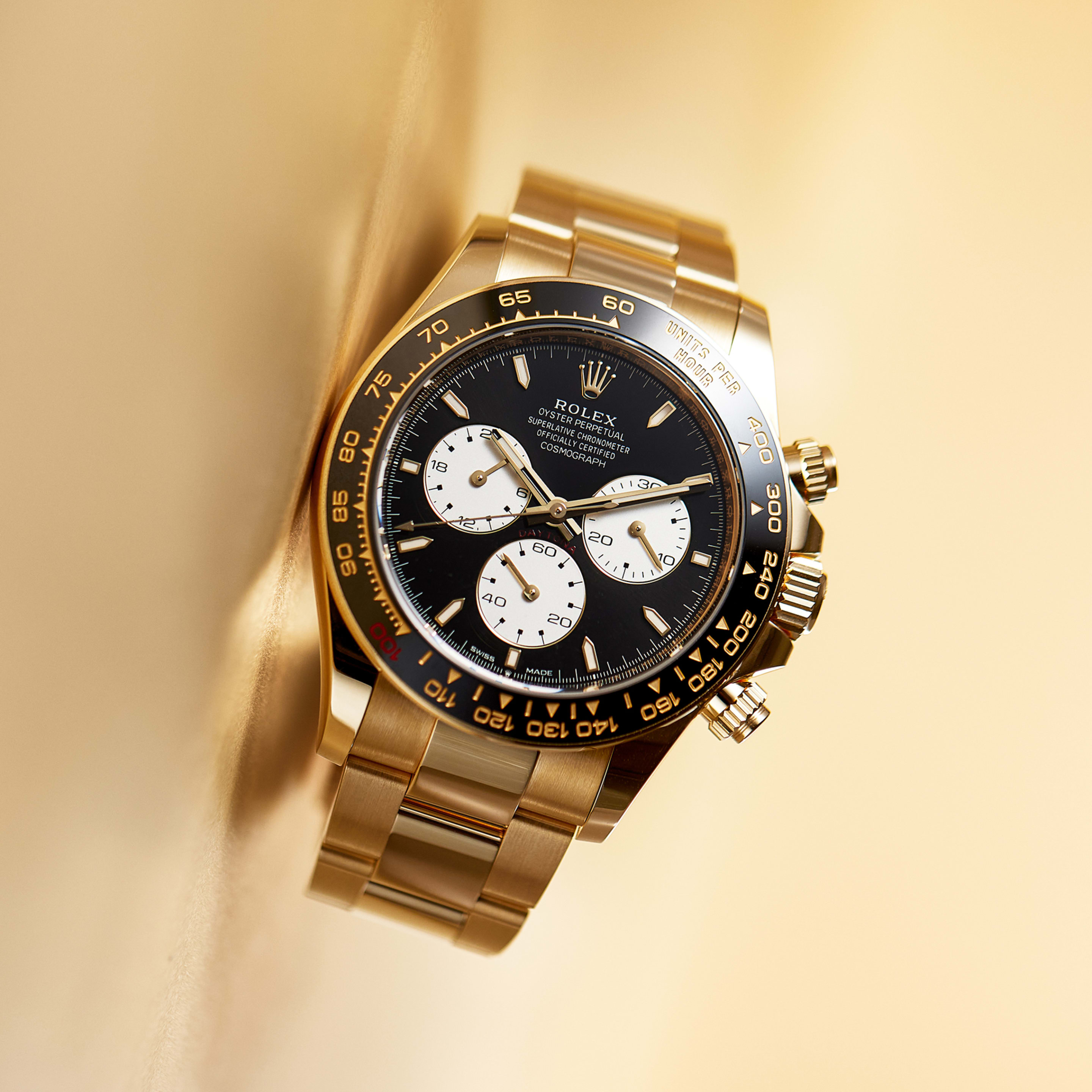Daytona 100th Anniversary "Le Mans" Yellow Gold Black Dial 40mm Product Image