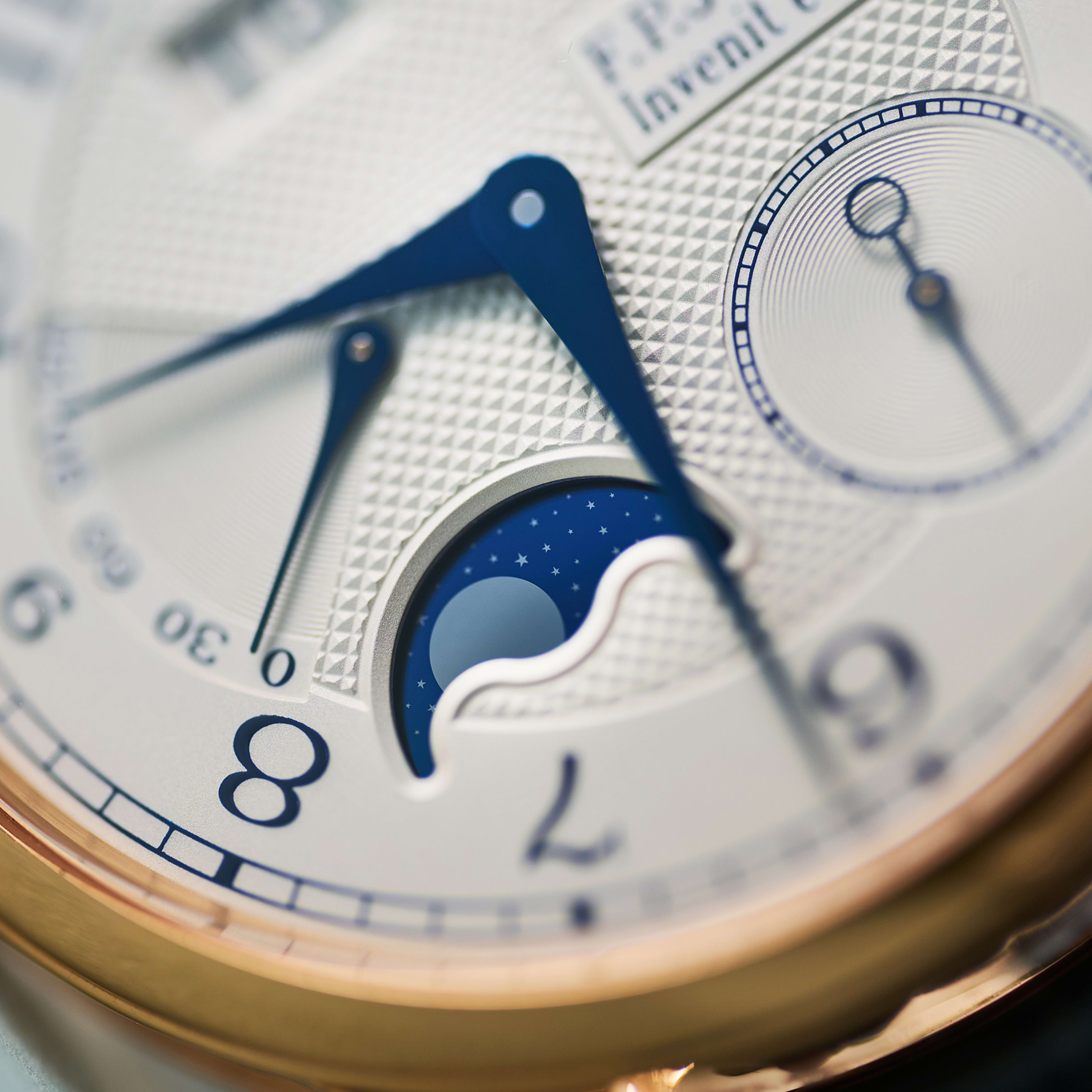 Octa Automatique Lune Rose Gold Silver Dial 40mm Product Image