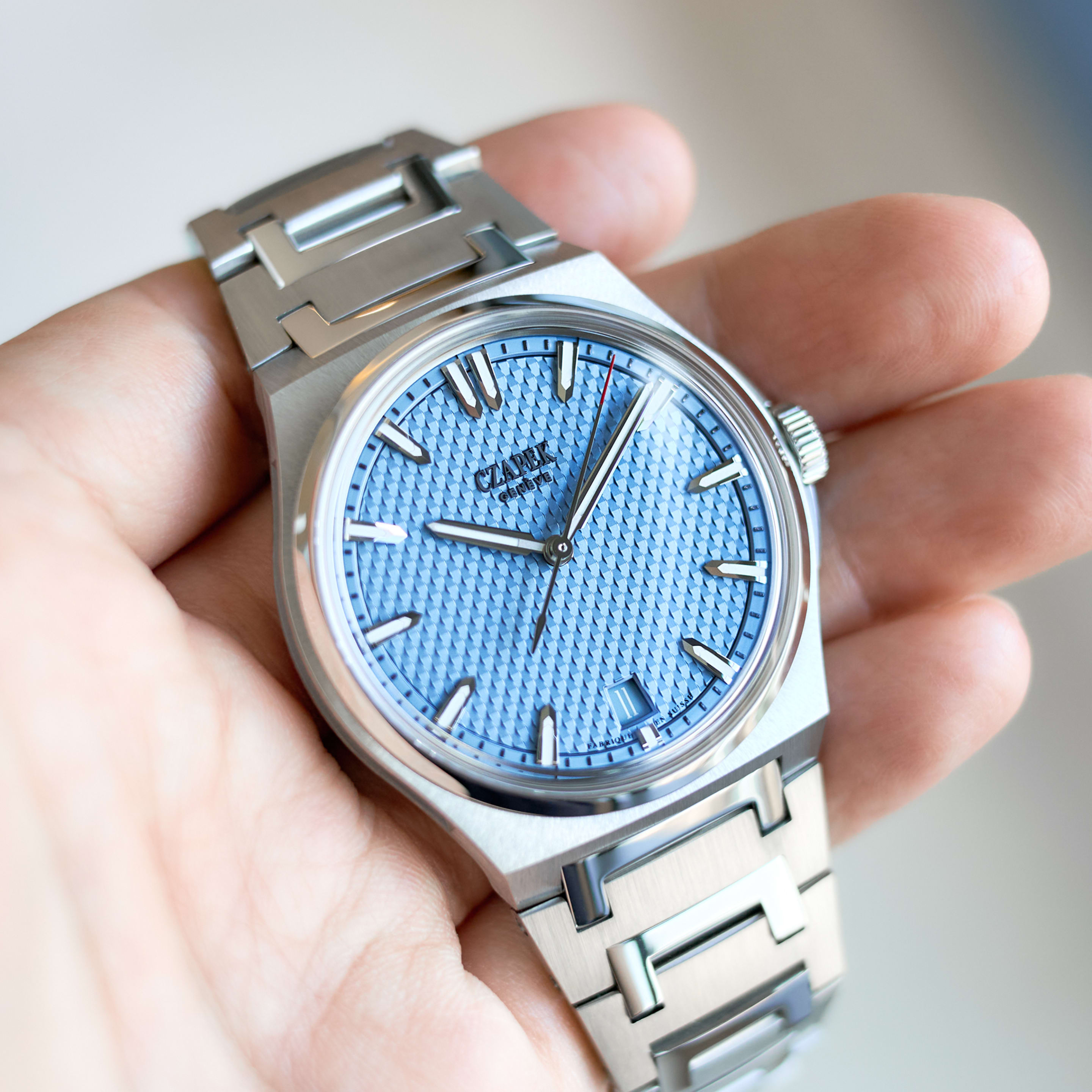 Antarctique Passage de Drake Steel Glacier Blue Dial 40mm Product Image
