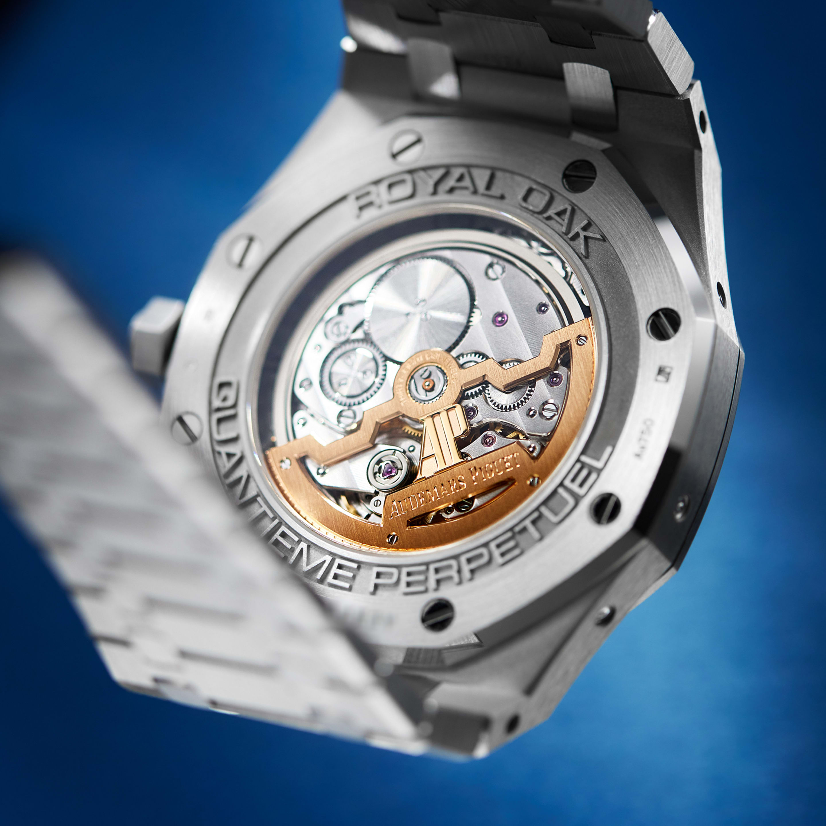 Royal Oak Perpetual Calendar White Gold Diamond Black Dial 41mm Product Image