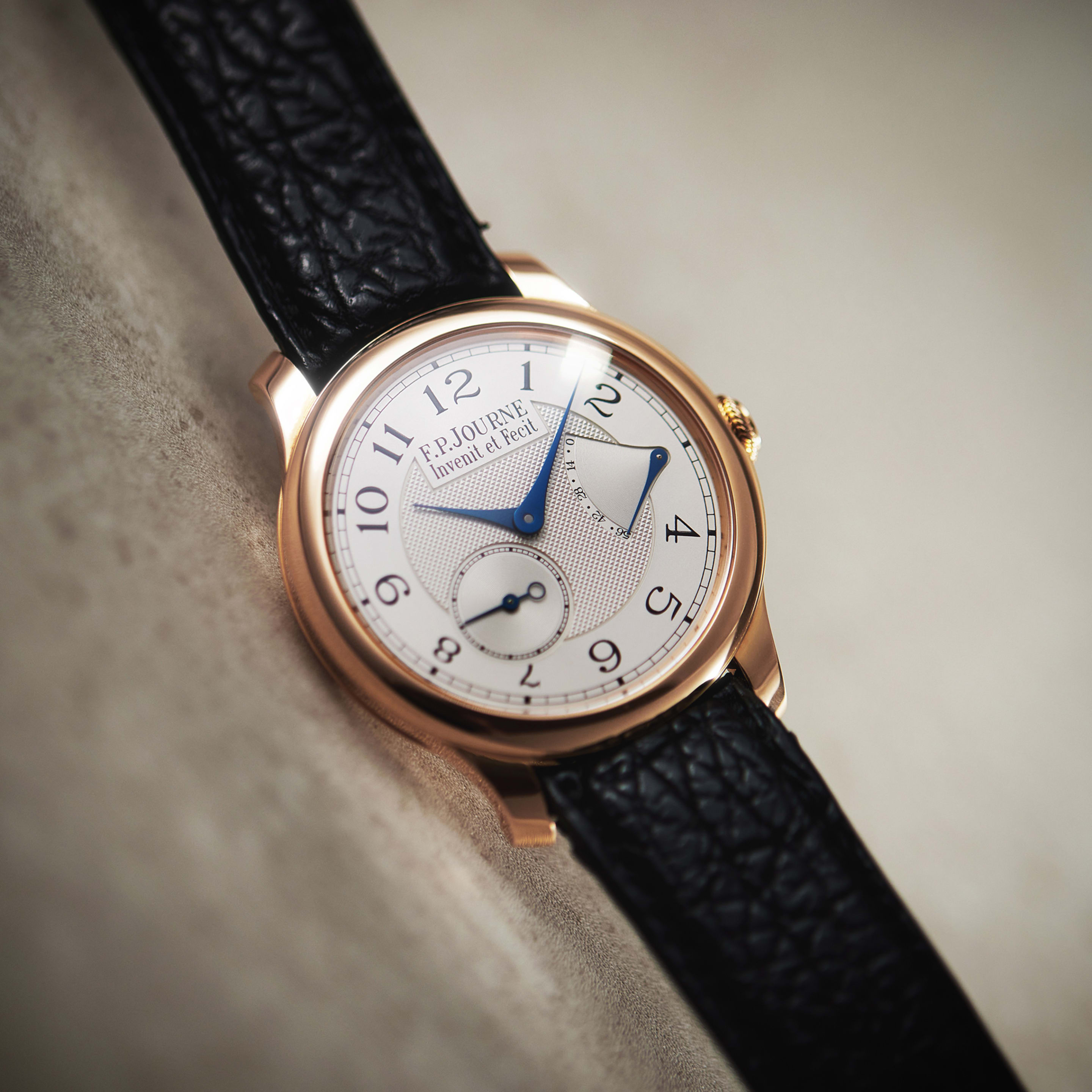 Chronomètre Souverain Rose Gold White Dial 40mm Product Image