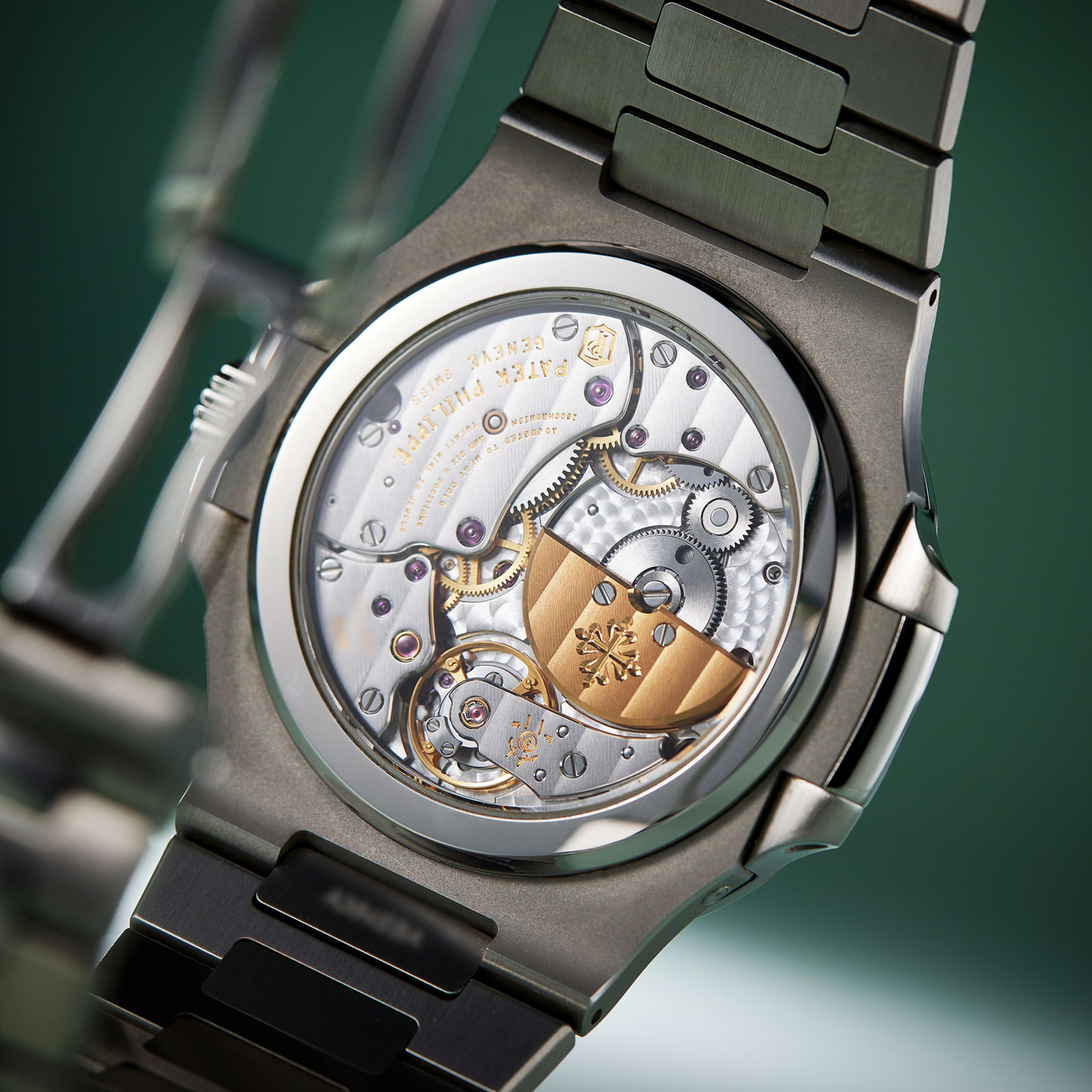 Nautilus Moonphase Steel Blue Dial 40mm Product Image