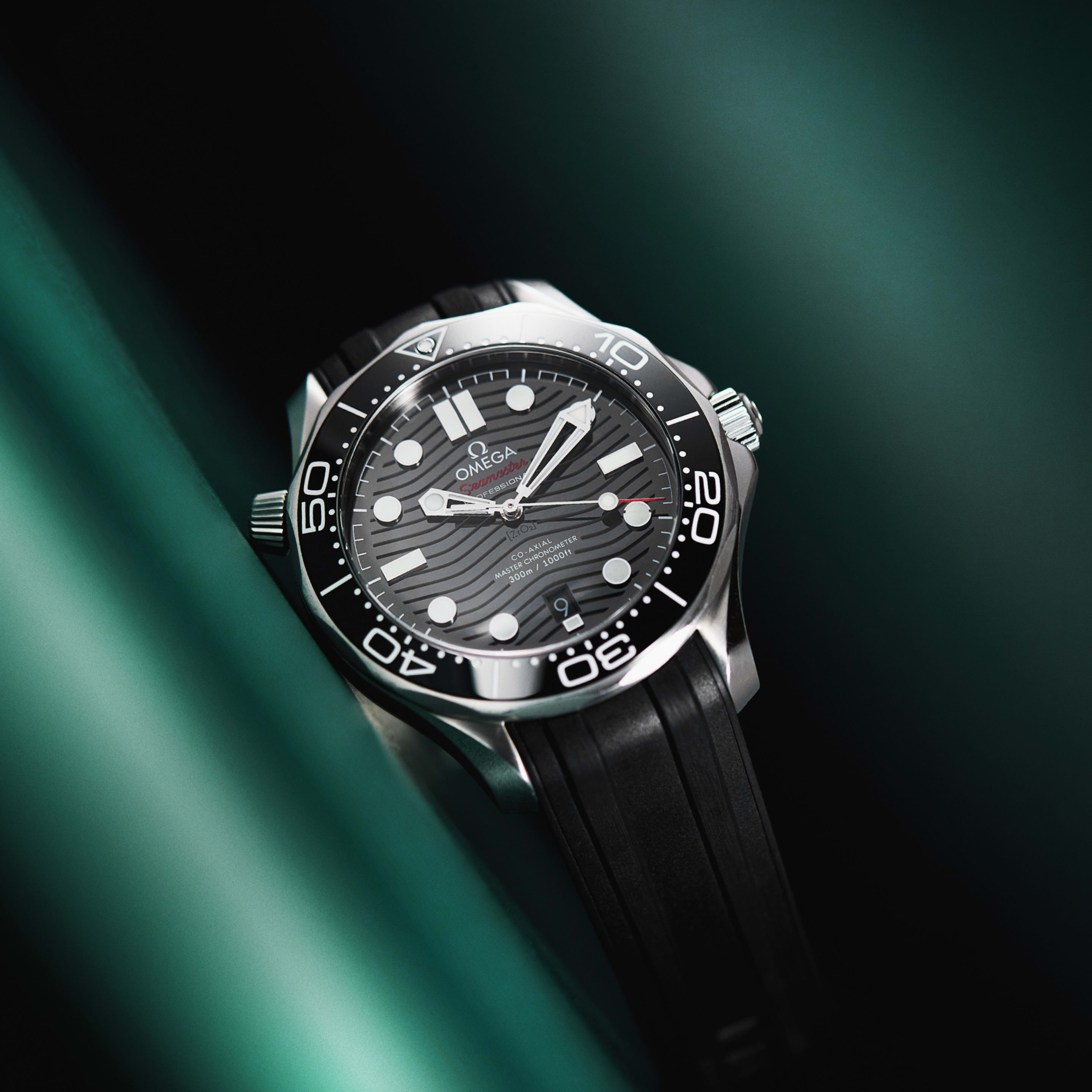 Seamaster Diver 300m Steel Black Dial 42mm Product Image