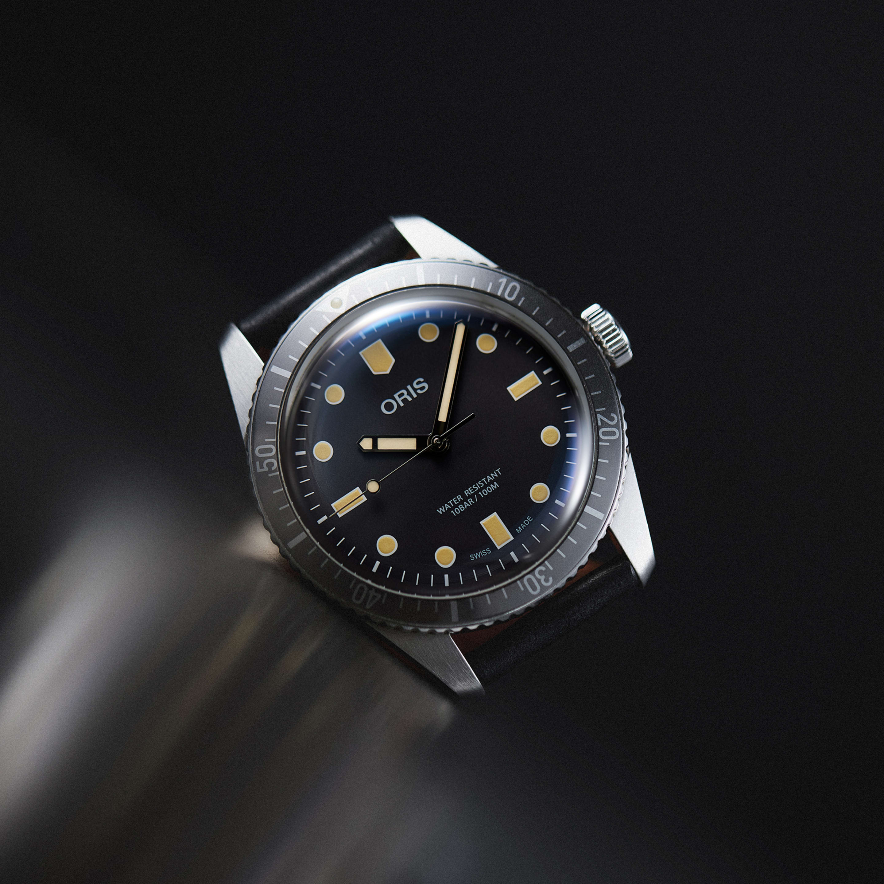 Divers Sixty-Five Limited Edition for HODINKEE Product Image