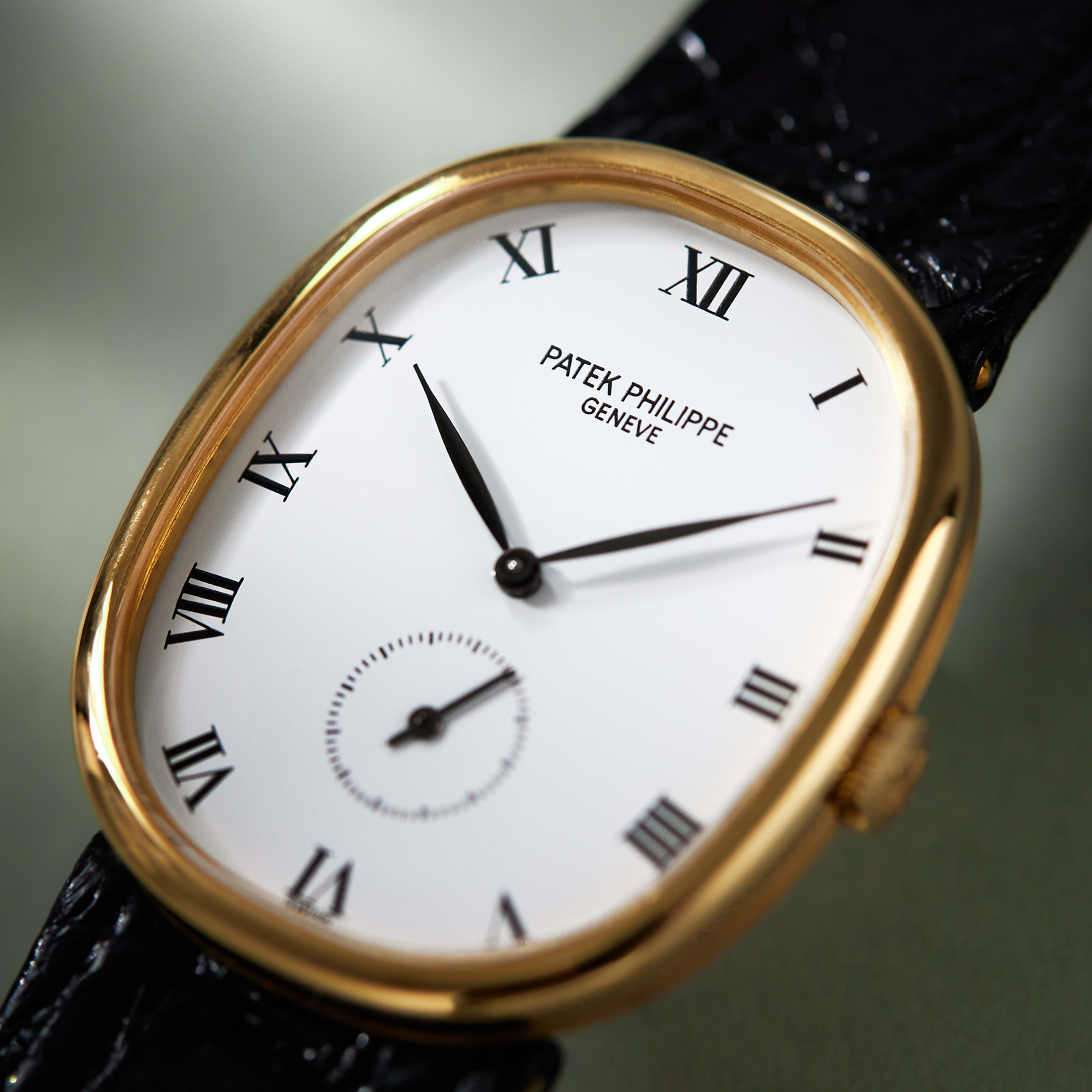 Ellipse Yellow Gold White Dial 29mm Product Image