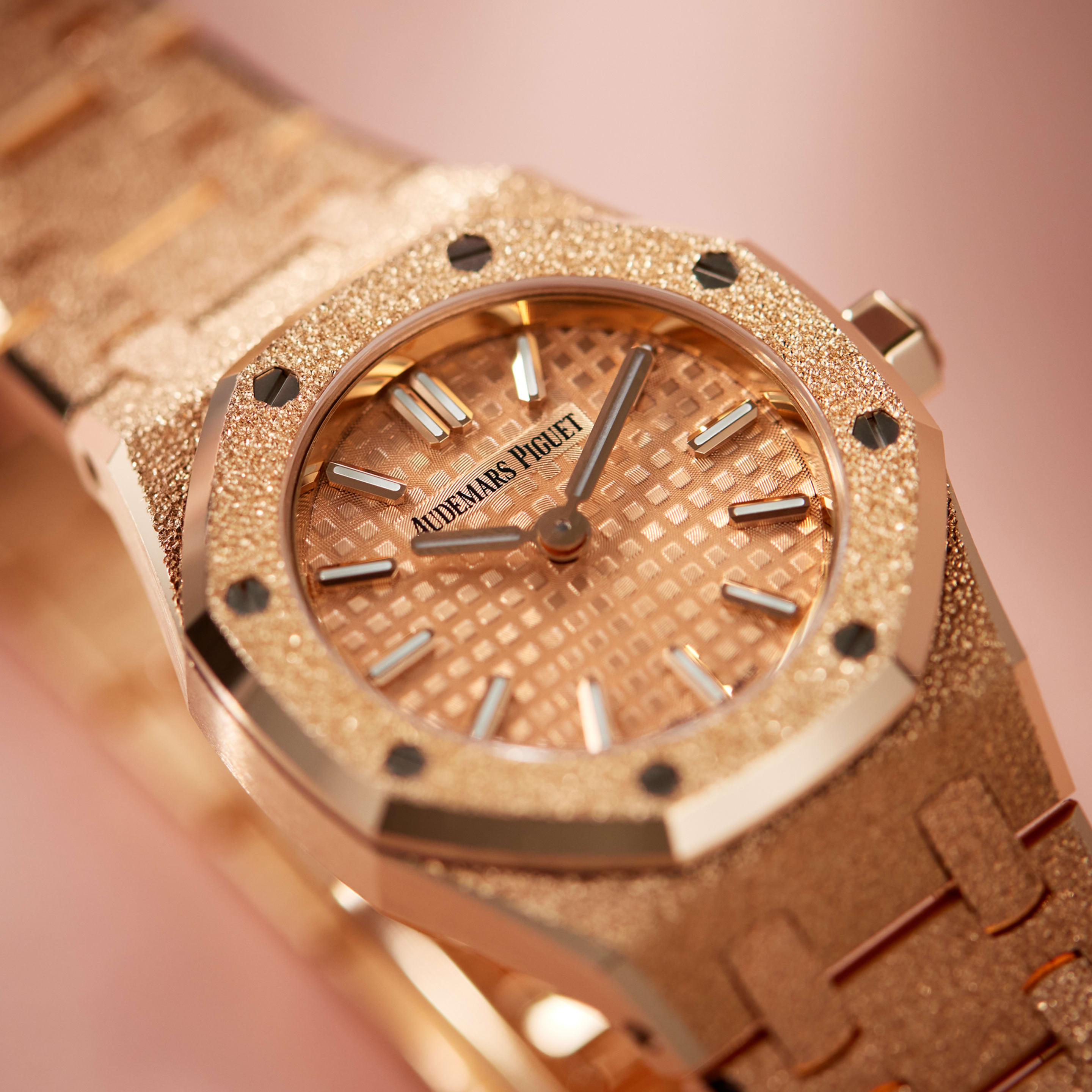 Royal Oak Mini Frosted Rose Gold Pink Dial 23mm Product Image