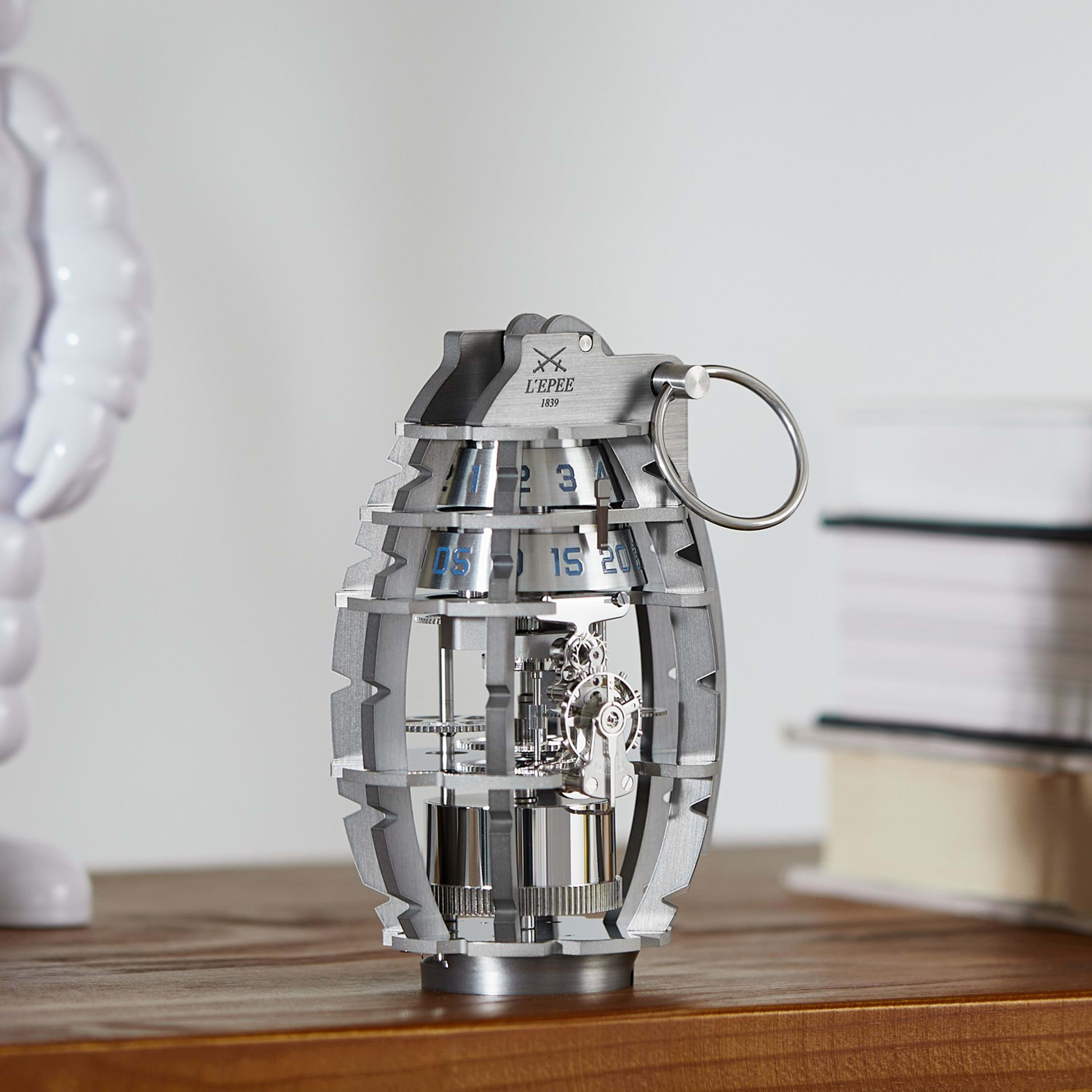 【SABBATICAL】ルピネL Zero Tolerance 0450BLUCF Dmitry Sinkevich Flipper 3.25