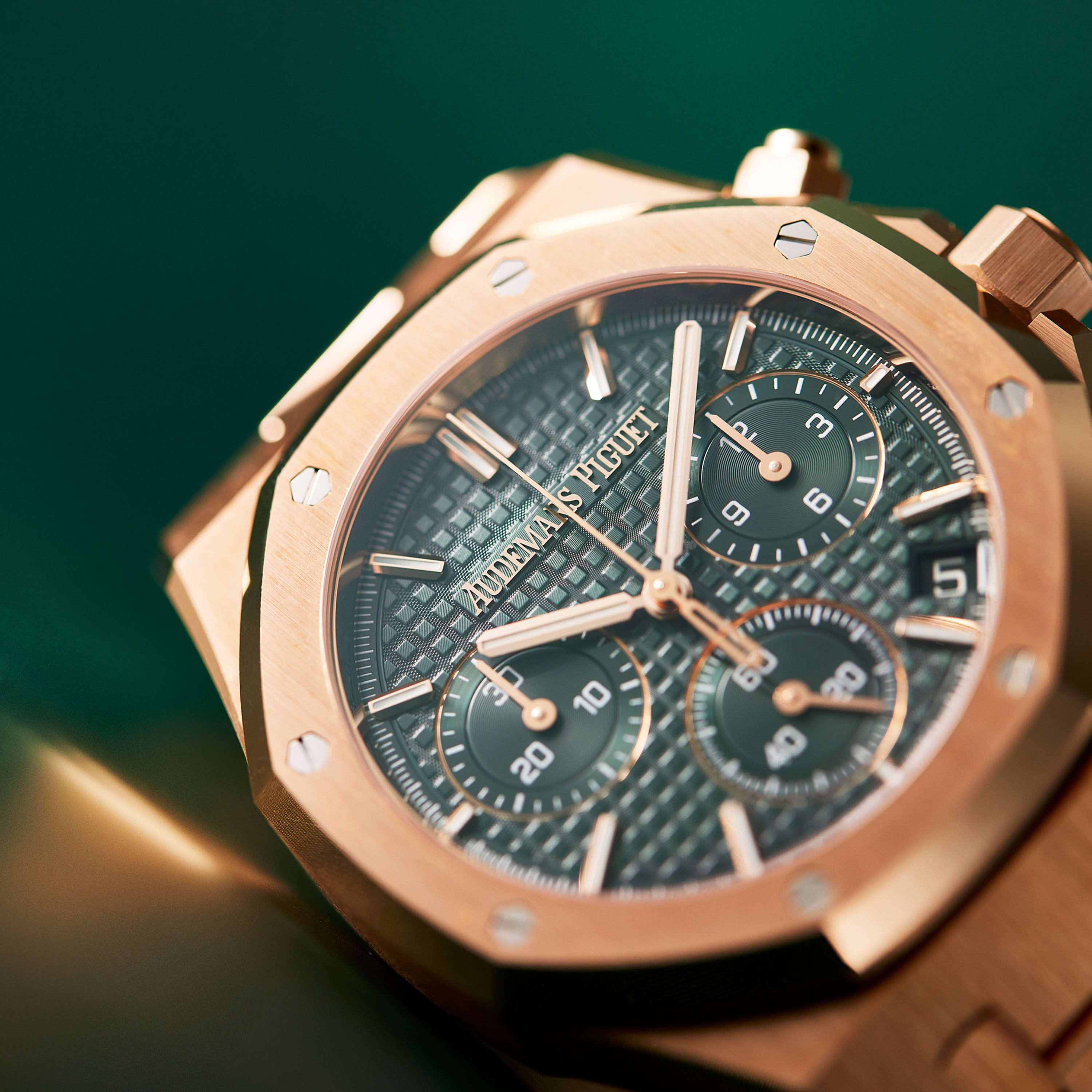 マリアンボレ アクアファンデーション  グリーン Audemars Piguet Royal Oak Chronograph 