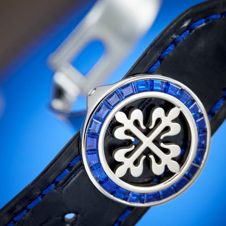 Perpetual Calendar Platinum Gem-Set Blue Dial 41mm Product Image 8