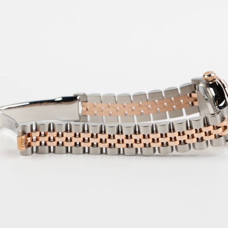 Lady-Datejust Rose Gold & Steel Jubilee Pink Dial 26mm Product Image 9