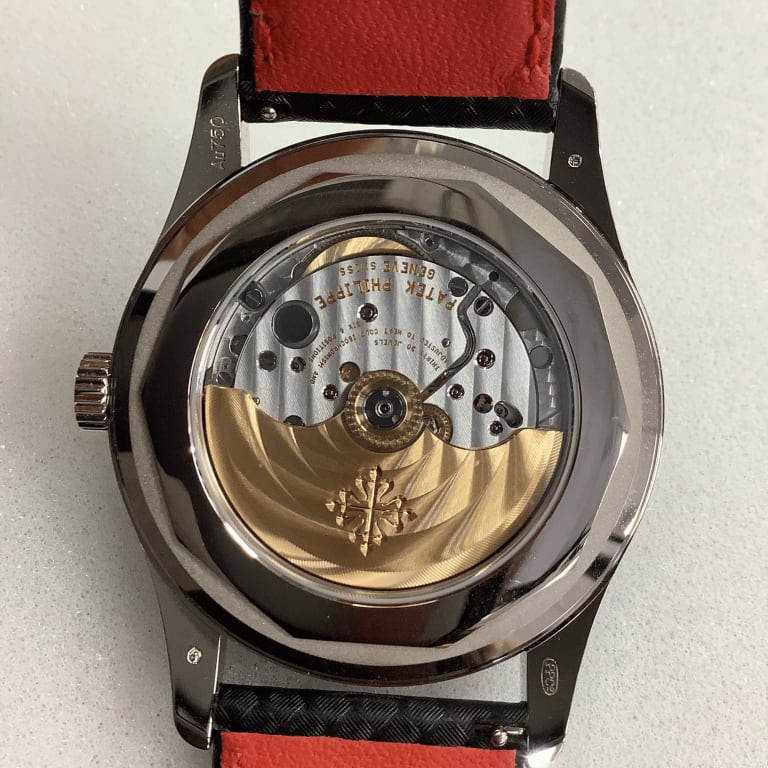 Calatrava White Gold Black Dial 40mm Product Image 2