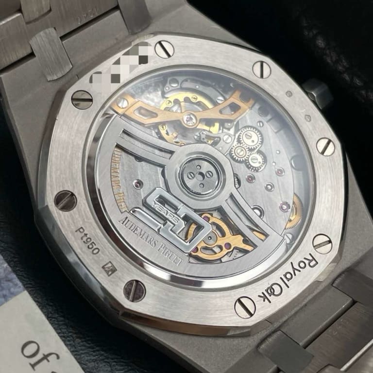 Royal Oak "Jumbo" Extra-Thin "50th Anniversary" Platinum Green Dial 39mm Product Image 5