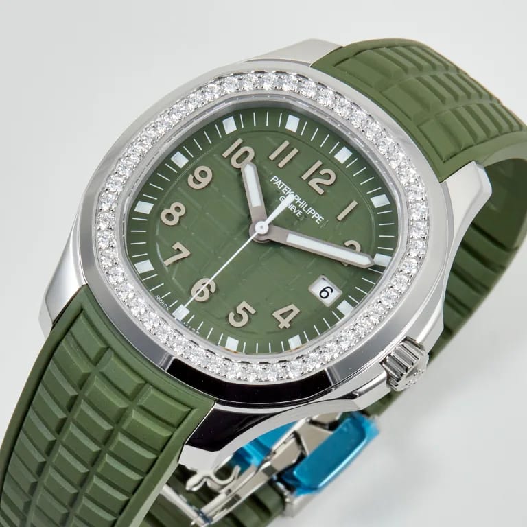 Aquanaut Luce Quartz Steel Green Dial 38mm Product Image 1