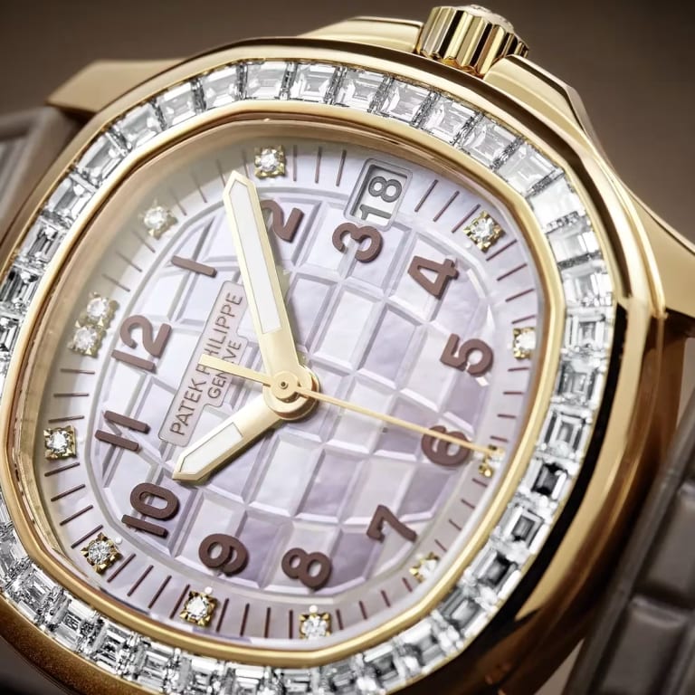 Aquanaut Luce Haute Joaillerie Rose Gold Mother of Pearl Dial 35mm Product Image 1