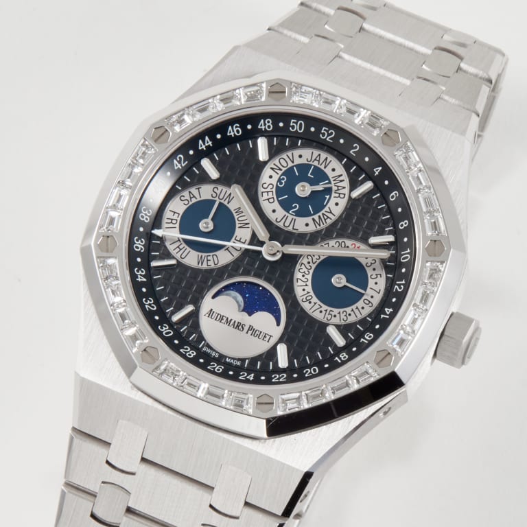Royal Oak Perpetual Calendar White Gold Diamond Black Dial 41mm Product Image 1