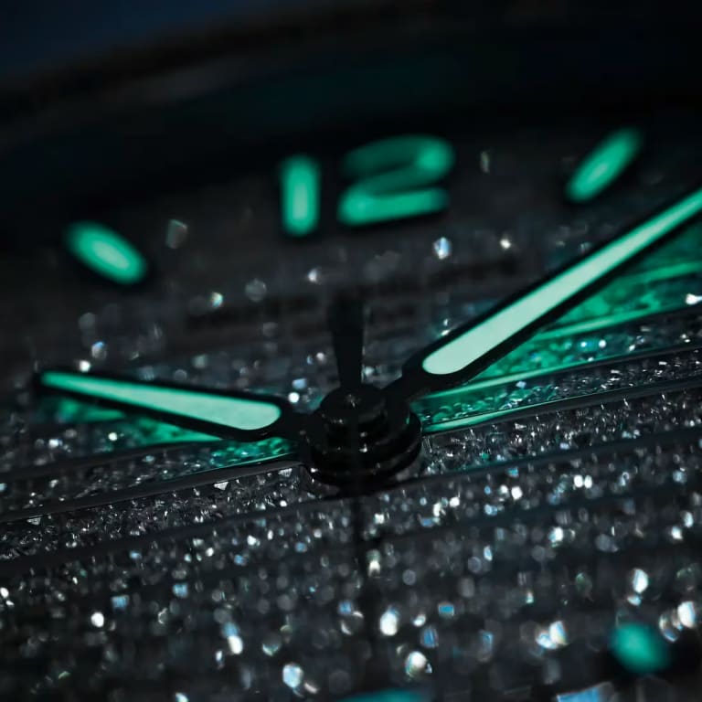 Nautilus Haute Joaillerie White Gold Diamond Pavé Dial 35mm Product Image 5