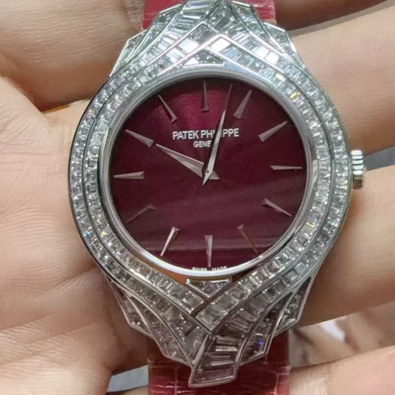 Calatrva White Gold Bordeaux Dial 34mm Product Image 1