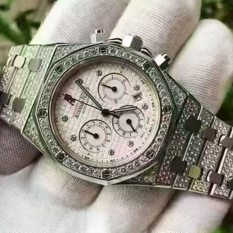 Royal Oak Chronograph White Gold Diamond Silver Dial 39mm Product Image 1