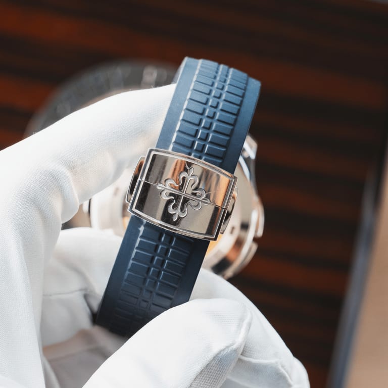 Aquanaut Travel Time Advanced Research White Gold Blue Dial 40mm Product Image 4