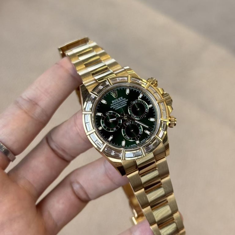 Daytona Yellow Gold Diamond Green Dial 40mm Product Image 1