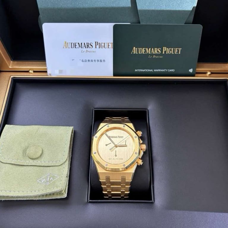 Royal Oak Chronograph "1017 ALYX 9SM" Yellow Gold Champagne Dial 41mm Product Image 9