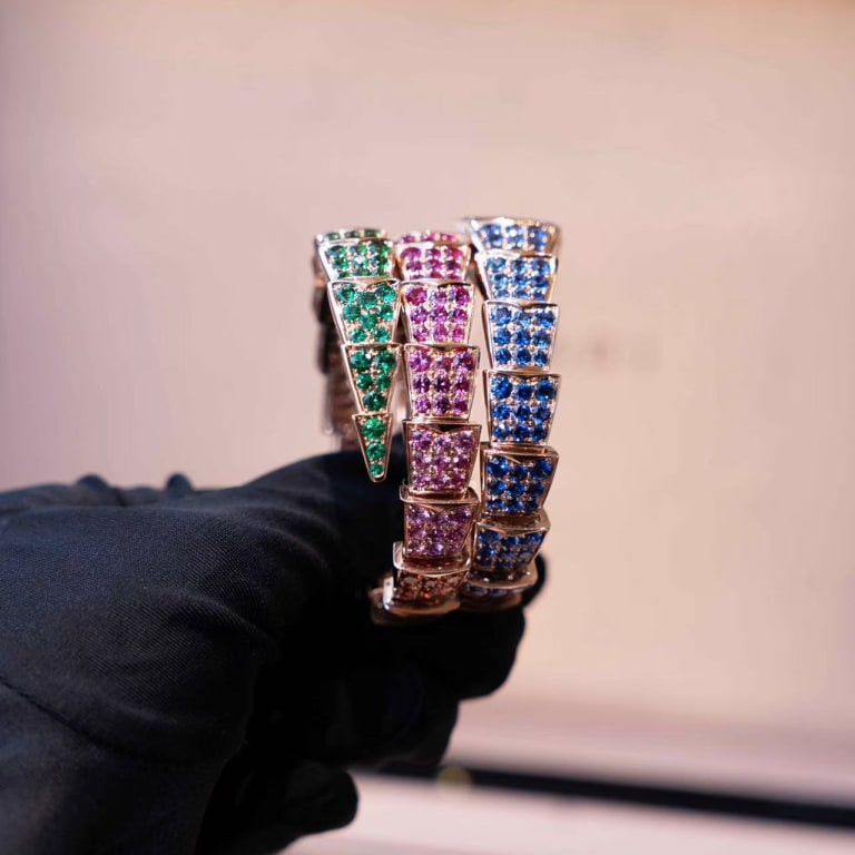 Serpenti Viper Rainbow Rose Gold Pave Dial 26mm Product Image 4