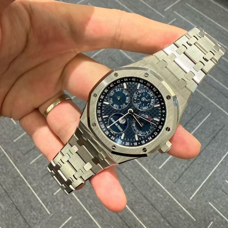 Royal Oak Perpetual Calendar Steel Blue Dial 41mm Product Image 3
