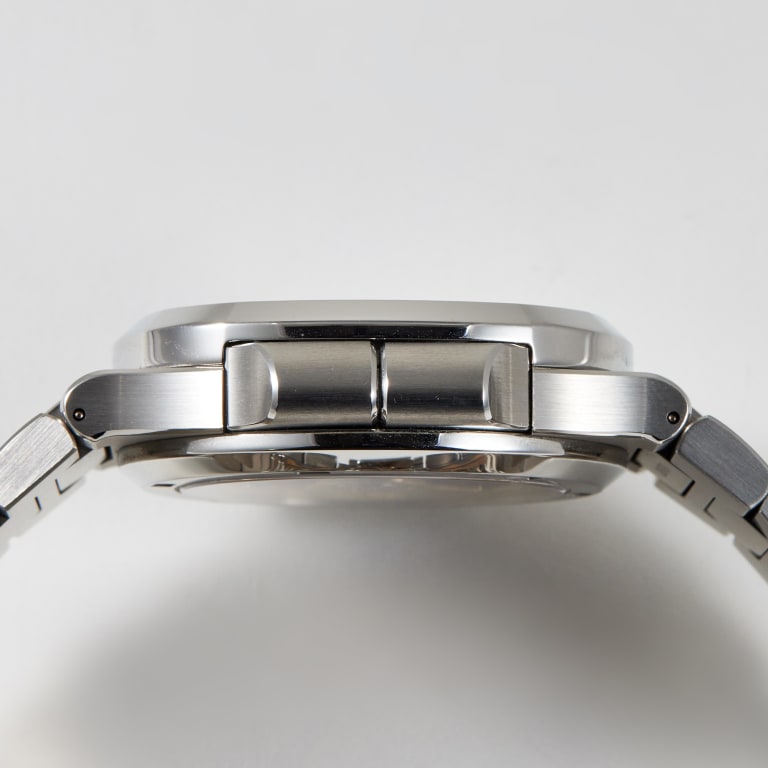 Nautilus Travel Time Steel Blue Dial 40mm Product Image 5