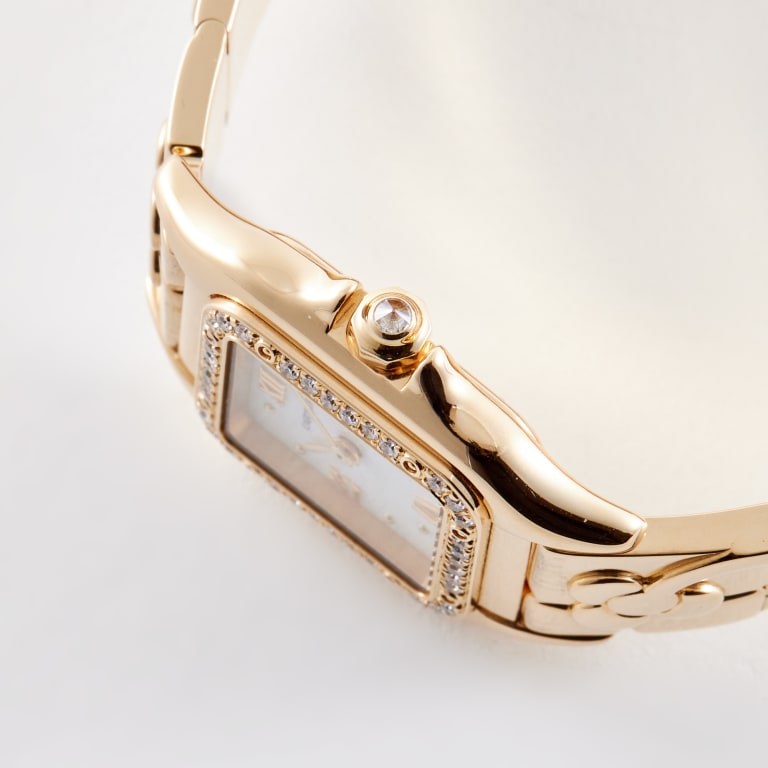 Panthère de Cartier Yellow Gold Diamond White Dial 23mm Product Image 3