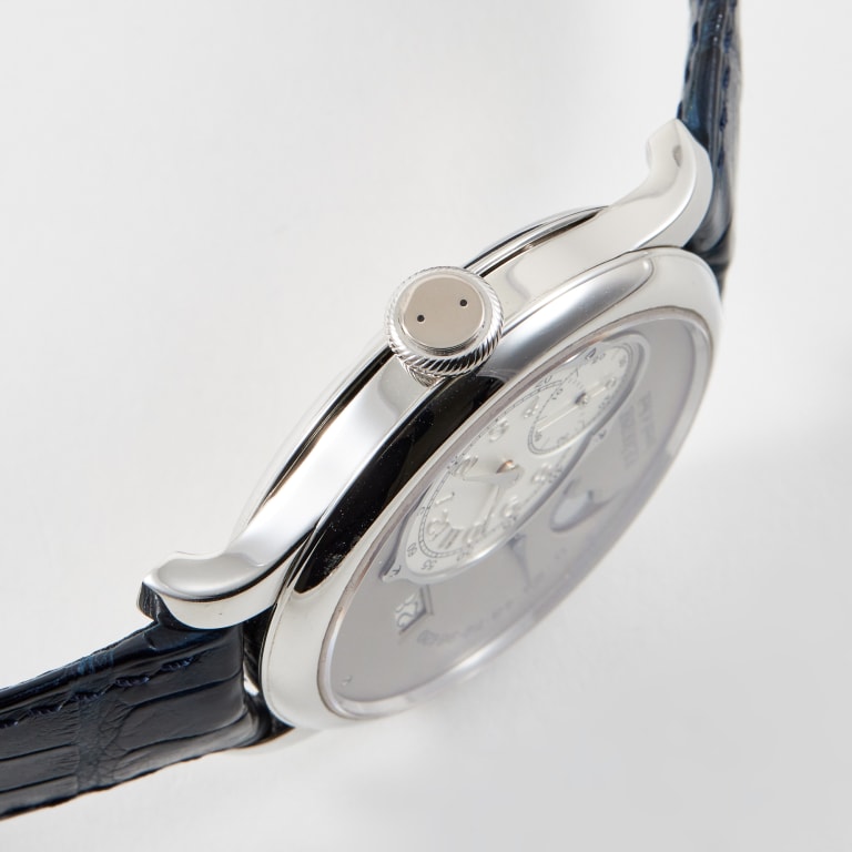 Classique Lune Platinum Silver Dial 40mm Product Image 4