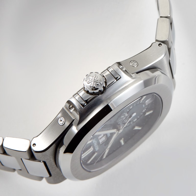 Nautilus Annual Calendar Steel Blue Dial 40mm (Cal. 324) Product Image 4