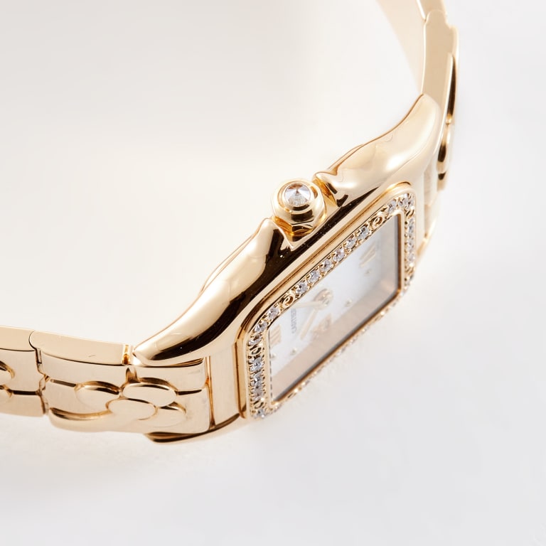 Panthère de Cartier Yellow Gold Diamond White Dial 23mm Product Image 4
