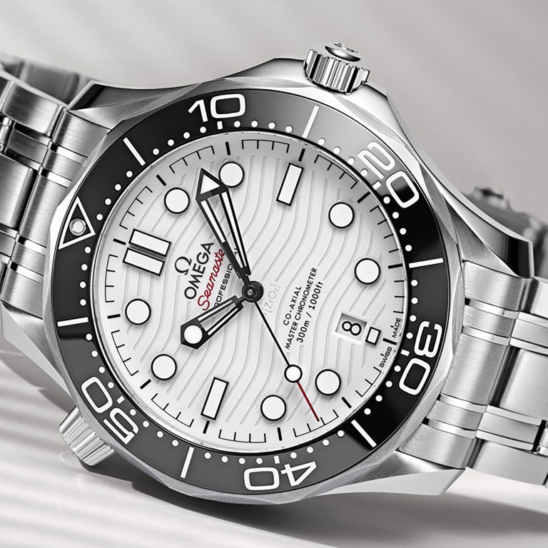 Seamaster Diver 300m Steel White Dial 42mm Product Image 6