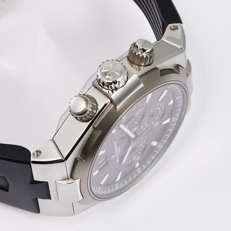 Overseas Chronograph Steel Grey Dial 42mm Product Image 9