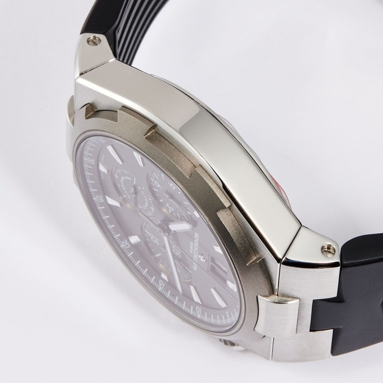Overseas Chronograph Steel Grey Dial 42mm Product Image 4