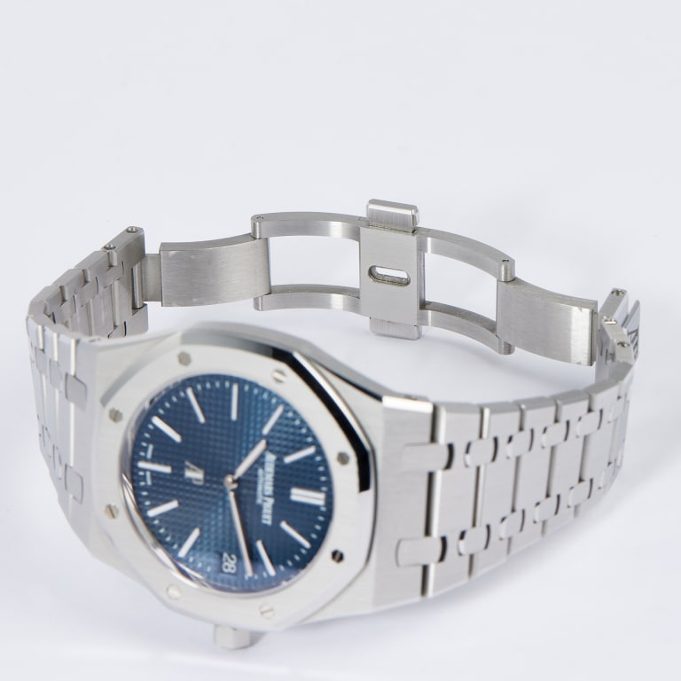 Royal Oak "Jumbo" Extra-Thin "50th Anniversary" Steel Blue Dial 39mm Product Image 3