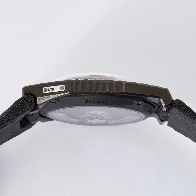 UR100V T Rex Edition 41mm Product Image 7