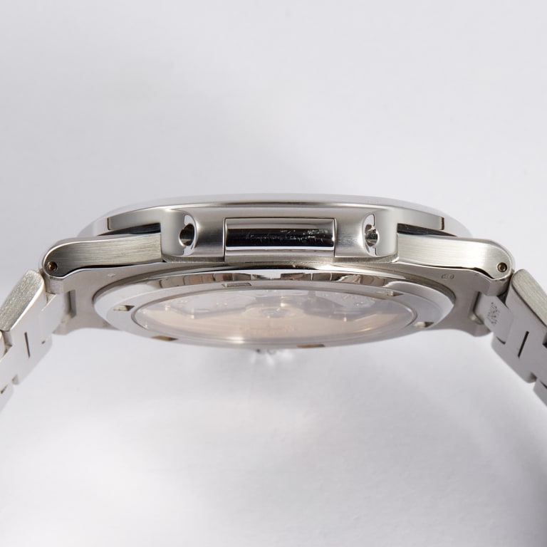 Nautilus Platinum Blue Dial 42mm Product Image 4