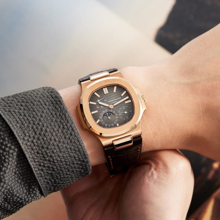Nautilus Moonphase Rose Gold Brown Dial 40mm Product Image 7