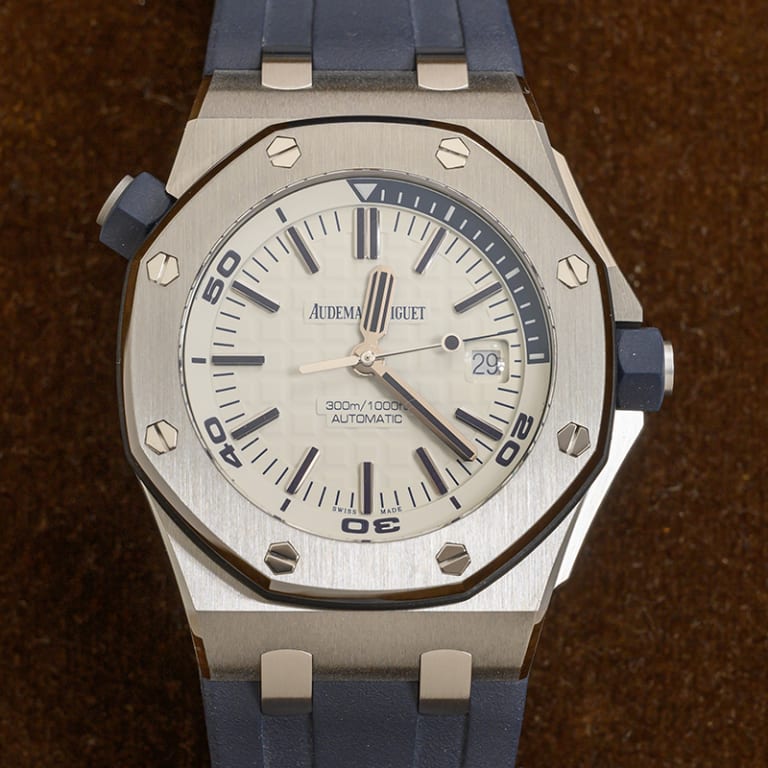 Royal Oak Offshore Diver Steel White Dial 42mm Product Image 2