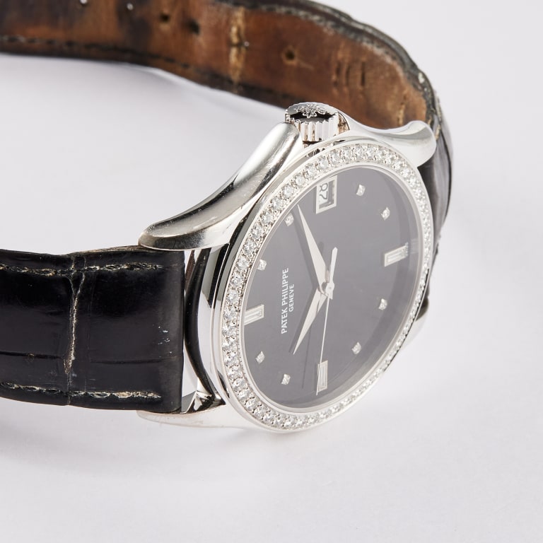 Calatrava White Gold Black Dial 37mm Product Image 4