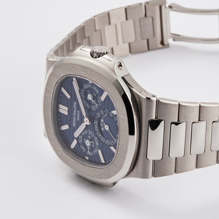 Nautilus Perpetual Calendar White Gold Blue Dial 40mm Product Image 3