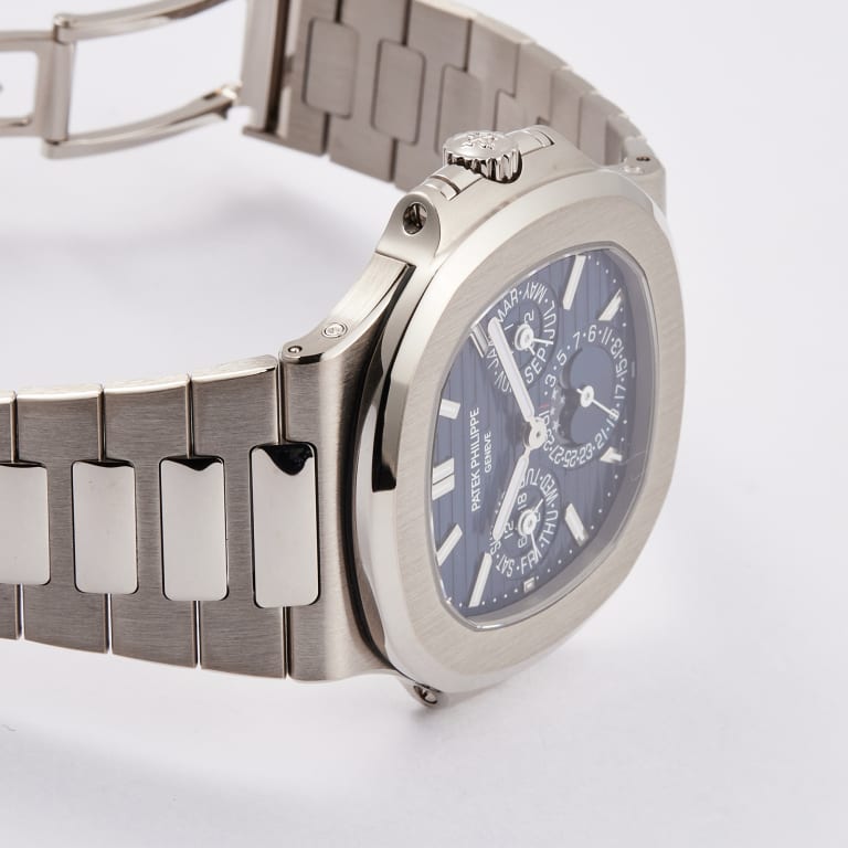 Nautilus Perpetual Calendar White Gold Blue Dial 40mm Product Image 4