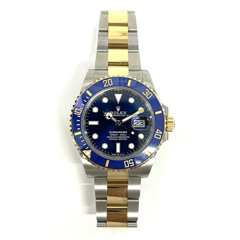 Submariner  Date Yellow Gold & Steel Blue Dial 41mm Product Image 2