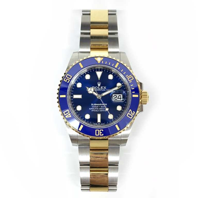 Submariner  Date Yellow Gold & Steel Blue Dial 41mm Product Image 2