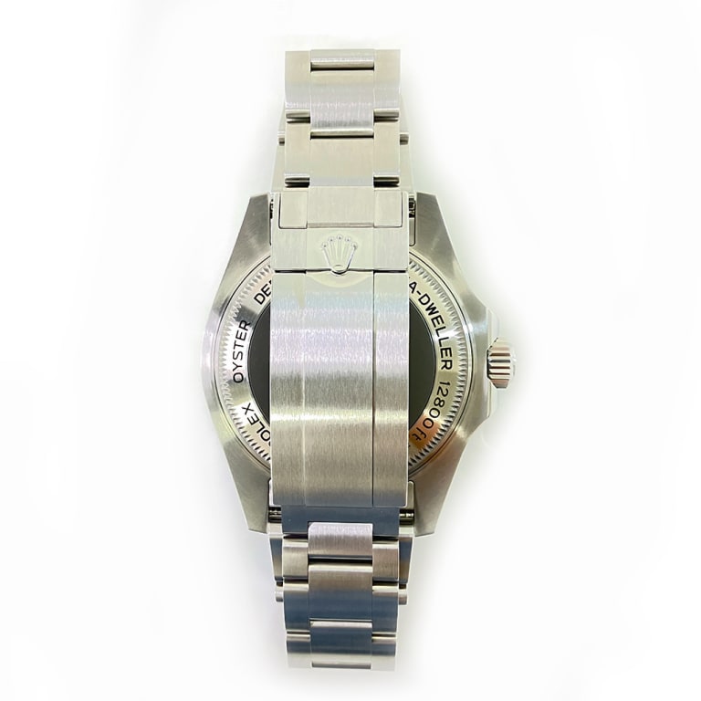 Sea-Dweller Steel Black Dial 44mm Product Image 4