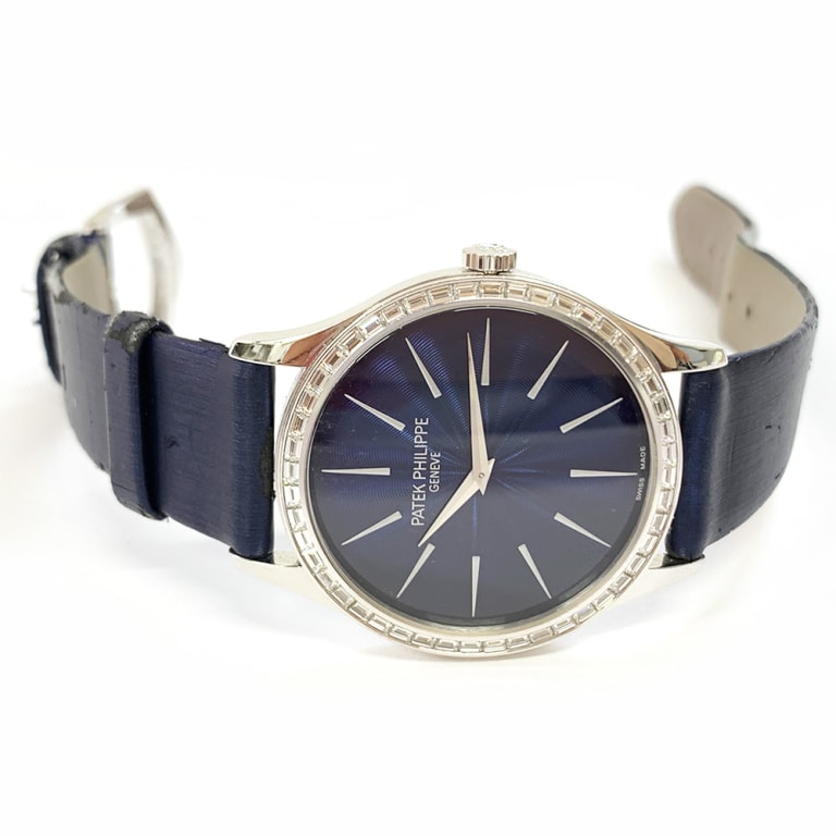 Calatrava White Gold Diamond Blue Dial 33mm Product Image 4