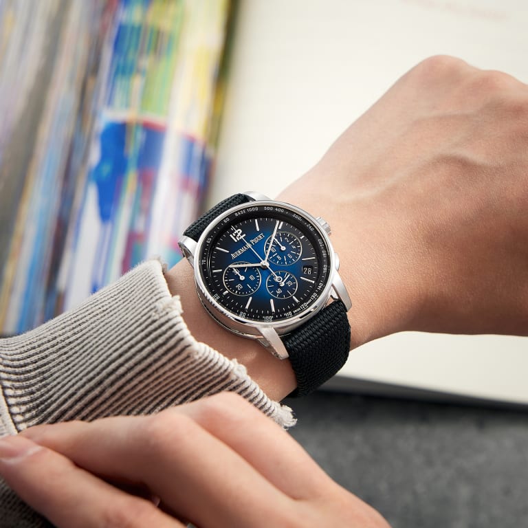 Code 11.59 Chronograph White Gold Blue Dial 41mm Product Image 8