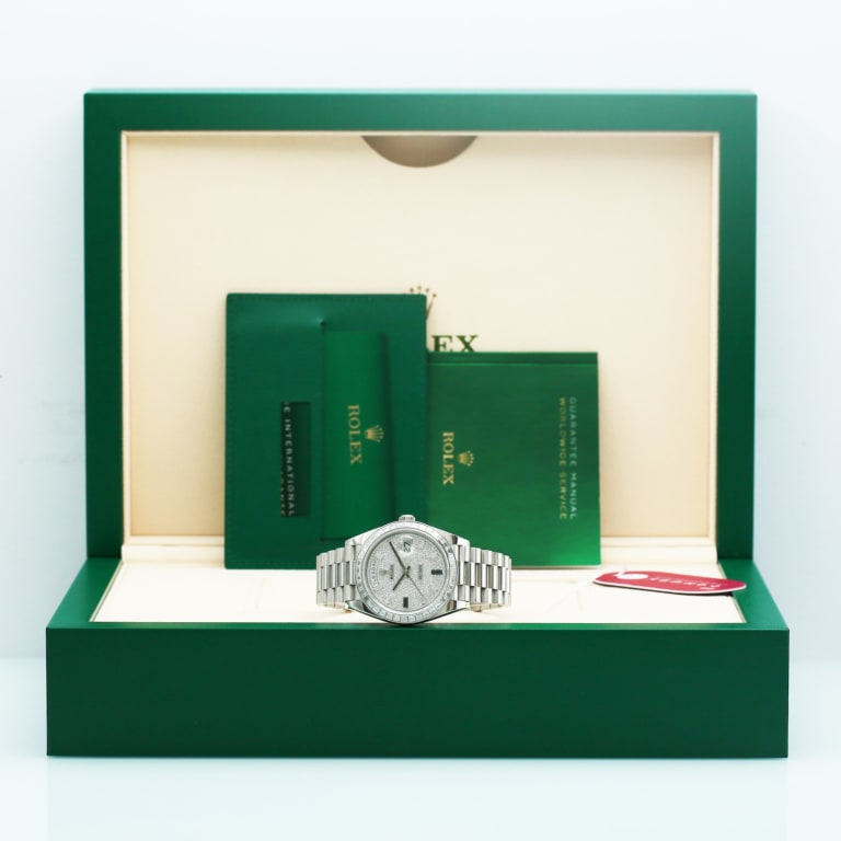 Day-Date Platinum Pave Dial 40mm Product Image 8